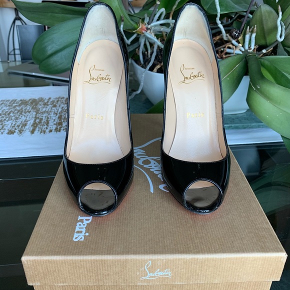 ❌SOLD❌Christian Louboutin Youpi 120 Peep Toe - Picture 2 of 5
